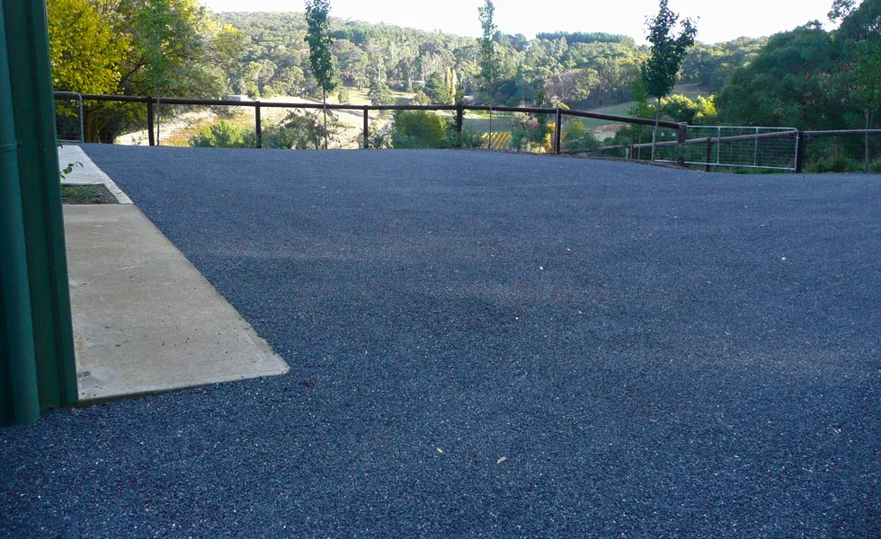 Sprayseal Asphalt Driveway