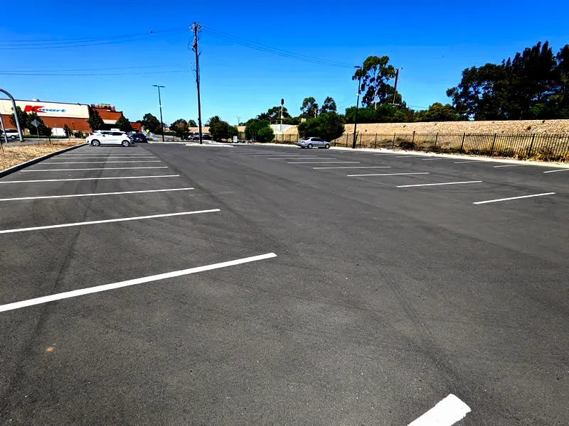 Port Canal Shopping Precinct   Asphalt Car Park 01